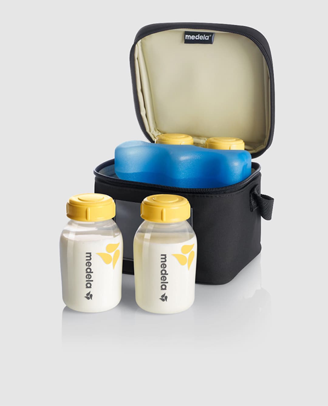 Medela Cooler Bag For Stored Breast M